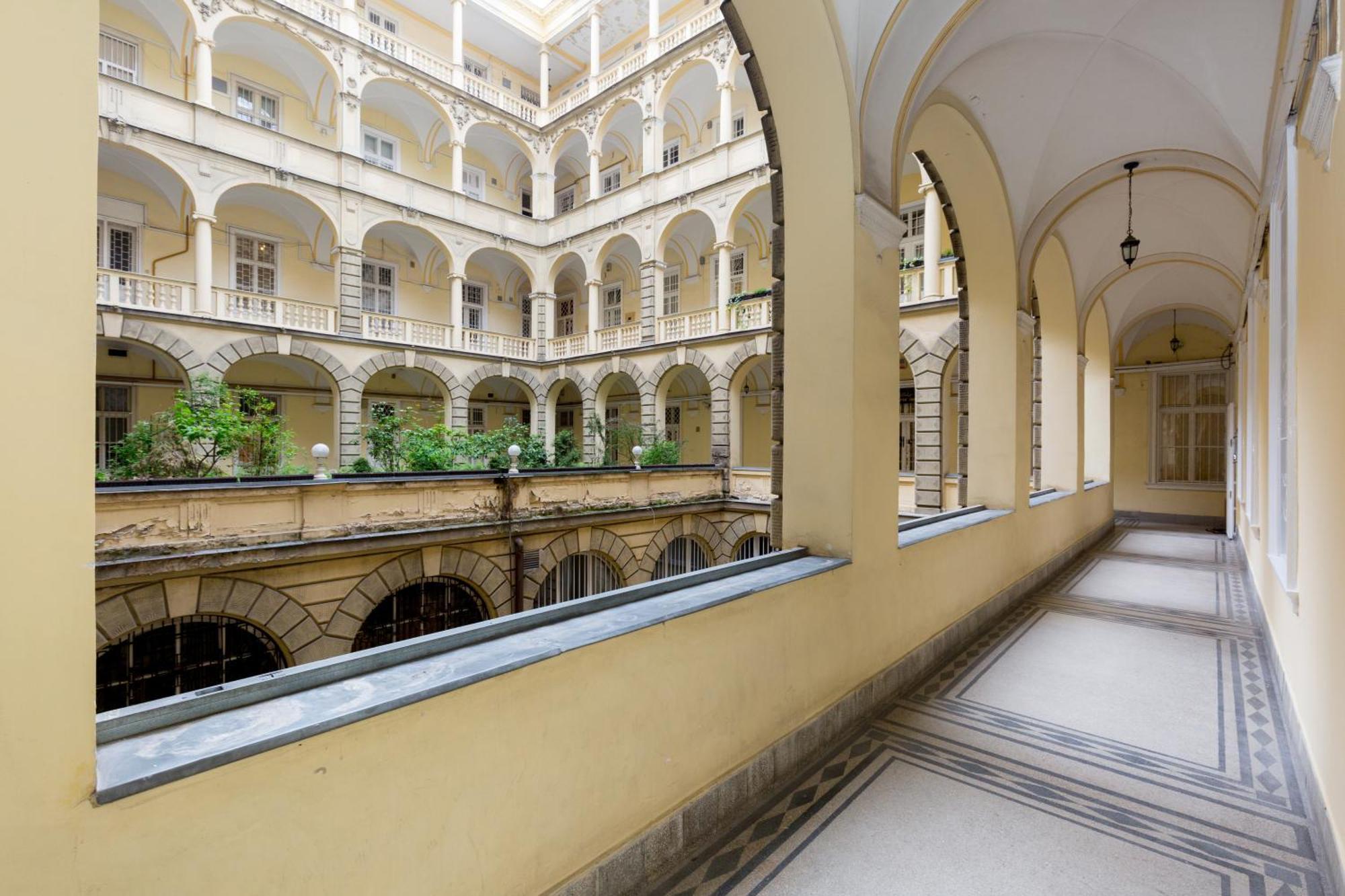 K4 Studio Apartments Budapest Exterior photo